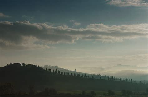 Misty Tuscany Countryside And Morning Fog Crete Senesi Tus Flickr