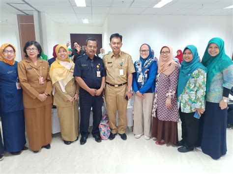 Depresi adalah sebuah penyakit yang sering dianggap remeh. SEMINAR MGBK SMP JAKARTA TIMUR "BAHAYA DEPRESI DAN ...