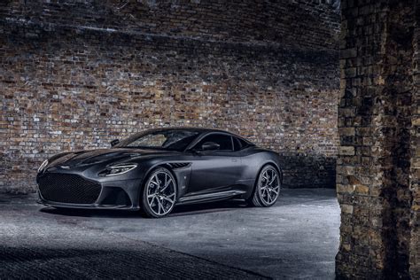 Aston Martin 007 Edition Pour Les Vantage Et Dbs Superleggera