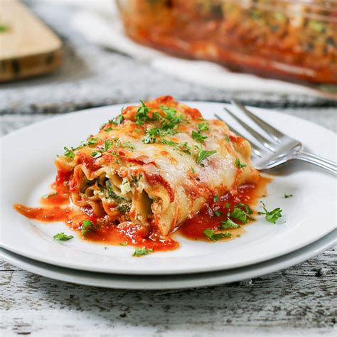 Healthy Vegetarian Lasagna Rolls