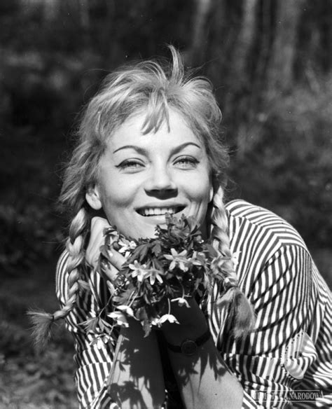 Wybitna aktorka filmowa i teatralna, przez krytyków nazywana polską brigitte bardot, zmarła 28 lipca 2021 roku w wieku 87 lat. Barbara Połomska | Mafab.hu