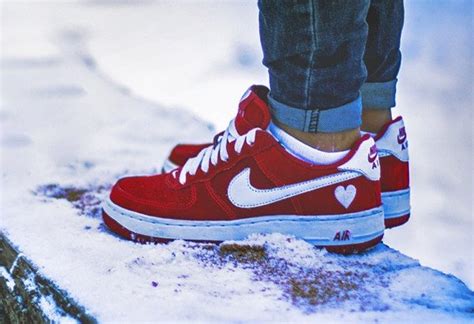 12 sneakers inspirées par la Saint-Valentin