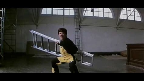 Chan ka kui), энни ву / чен чун ву (annie tsui), джексон лью (jackson tsui), билл тун («uncle» bill wong), юрий петров (col. Jackie Chan Fight Scene First Strike - HK-Version - YouTube