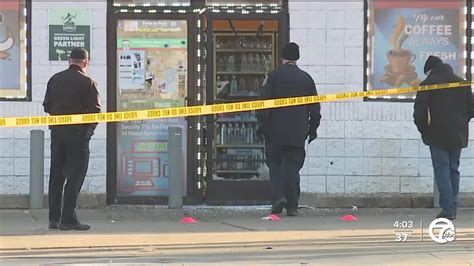 Officer Shoots Injures Heavily Armed Man At Detroit Gas Station