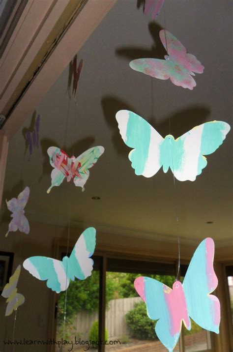This time i am making this beautiful wall hanging to decorate. Learn with Play at Home: Butterfly Birthday Party Ideas
