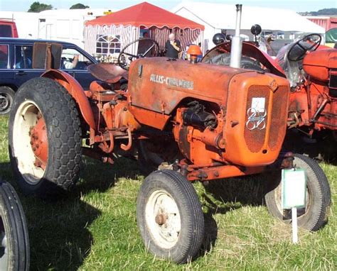 Allis Chalmers D 272 Tractor