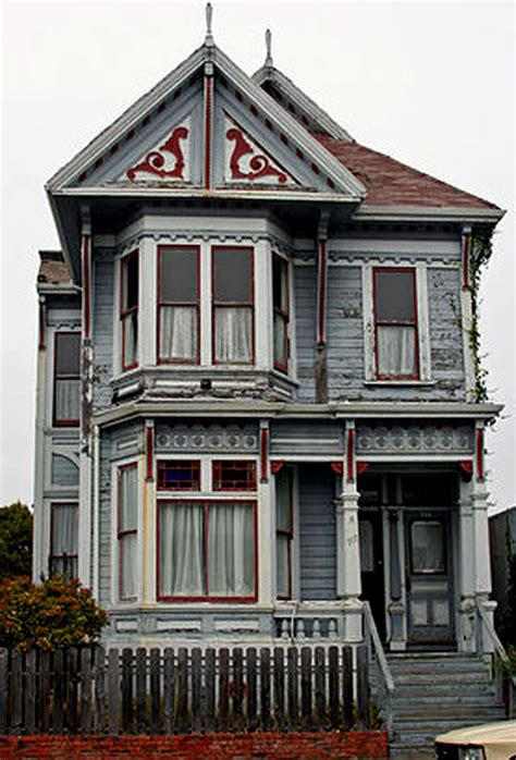 Victorian Style Homes The Characteristics Of Victoria