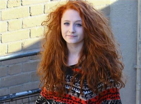 Janet Devlin Love Her Hair And Jumper Love Hair Cool Hairstyles Redheads Freckles