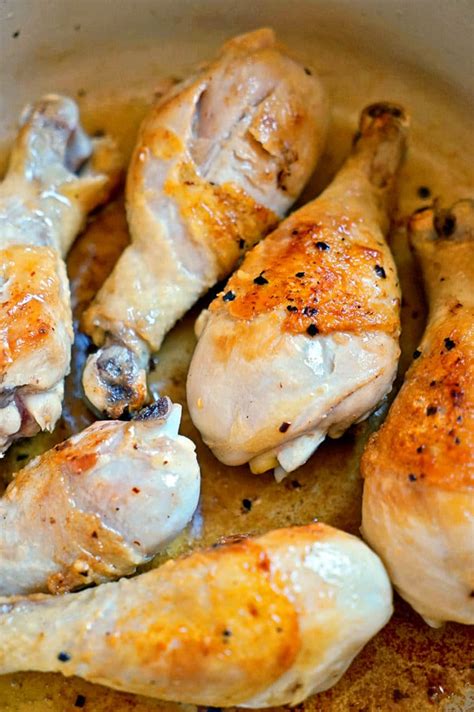 French onion chicken meatballs are a savory, flavorful little meaty morsel. French Onion Soup Baked Chicken - keviniscooking.com
