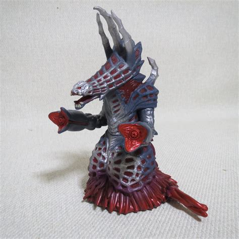 ウルトラマンコスモスの登場怪獣 - JapaneseClass.jp