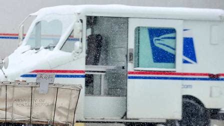 Postal Worker Delivers Mail In The Buff Gets Arrested We Interrupt