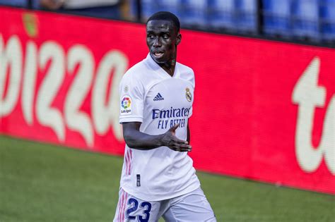 Ferland Mendy Injury Will Real Madrid Lb Be Available Against Chelsea