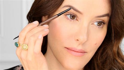 Morning Rush Look Good Quickly With Lisa Eldridge S Brow Technique And