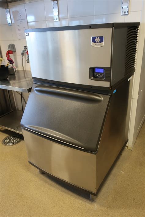 Ice Maker Manitowoc B400 Ps Auction We Value The Future Largest