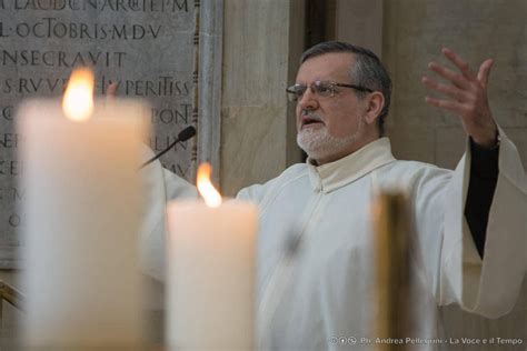 Ci hai amato fino alla fine. Giovedì Santo a Torino: in Duomo la Messa in Coena Domini / Foto / Fotogallery / Home - La Voce ...