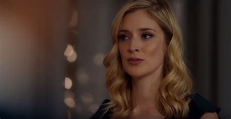 Unreal Season 3 Trailer Reveals Premiere Date And Everlastings First Female Suitor Video