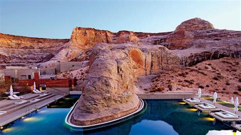 Stunning Bodies Of Water Around The World Photos