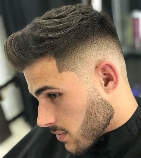 Check out these medium drop fades, taper fades, and skin fades for short, curly, straight, and black hair. Mid Fade Cortes De Pelo Hombres 2019 Degrade : Los 40 ...