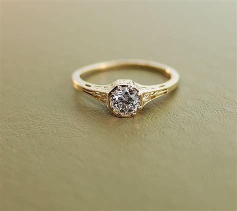 Antique Diamond Engagement Ring 15k Yellow Gold And Diamond