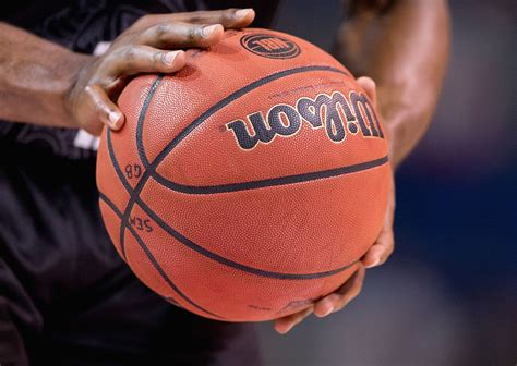 Nba Switching To Wilson Basketballs Starting In 2021 22
