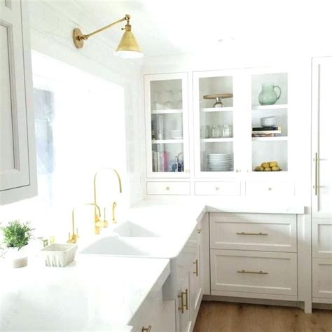 As described on benjamin moore's website, simply white is fresh as the first snowfall. Best Benjamin Moore Simply White in 2020 (With images ...
