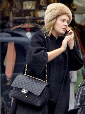 Do you ever imagine adele no makeup appearance? Exclusive Glamour: ADELE WITHOUT MAKEUP