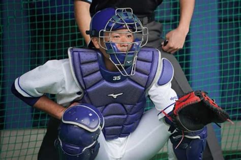 中日ドラゴンズがお届けしますオフィシャルfacebookページです。 #中日ドラゴンズ #dragons #ｎｐｂ #昇竜復活その先へ #近くで見てみよう #バンテリンドームナゴヤ. 沢村賞に貢献した「神フレーミング!」 中日木下拓の"匠の技 ...