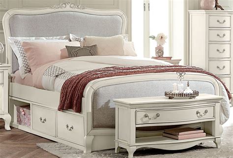 Kensington Antique White Katherine Upholstered Full Panel Bed With