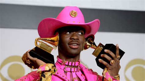 805,125 likes · 301,346 talking about this. Lil Nas X säger att detta var hans bästa modestund ...