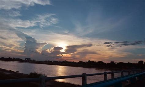 Lamongan merupakan salah satu kota yang memiliki garis pantai yang ada pada provinsi jawa timur. 20 Tempat Wisata di Lamongan Selain WBL Yang Baru ...