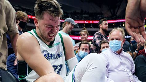 Mavs Star Luka Doncic Out Against Suns With Sprained Ankle Knee