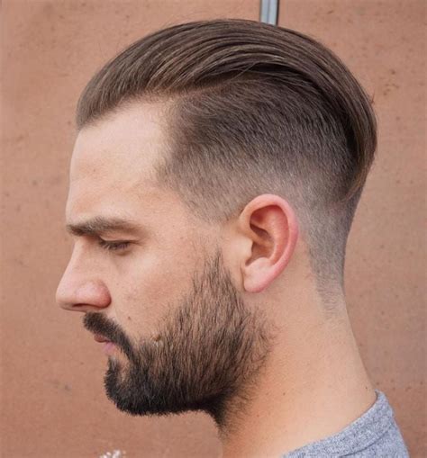 Männer Haarschnitt Seiten Kurz Oben Lang