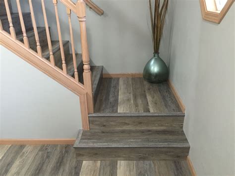 Some people like convenience, where they don't have to worry about personally gluing down the floor. Blackstone Oak Stair Nose Overlap | Stair nosing, Laminate ...