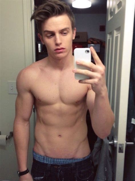 Gay Twink Nude Selfies Kasercrush