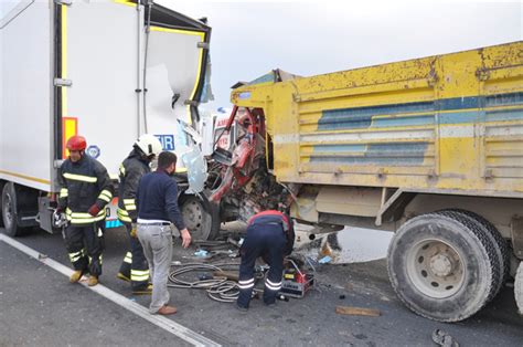 Konya da kamyon TIR a çarptı En Son Haber