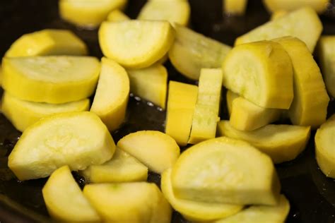 The skin of the yellow squash is soft and will get even softer when cooked, so you don't need to spend time peeling. How to Cook Yellow Squash in the Oven | LIVESTRONG.COM