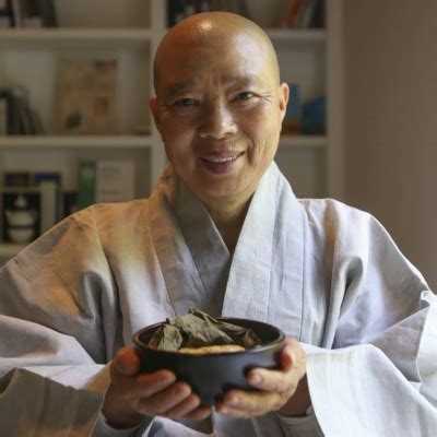 Meet Jeong Kwan A Journey Of A Buddhist Nun To One Of Asia S Most