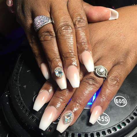 7 Diamond Nail Designs To Try Out For A Sparkly Vibe In 2023