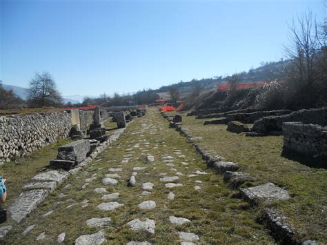 A mile to the north of the city a huge mound with a ditch on each side of it (but at a considerable distance from it) may be. Si fueris Romae, Romano vivito more: Alba Fucens