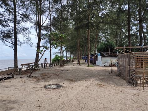 Informasi Pantai Kelapa Mangkupadi Jam Buka And Tiket Masuk Pergiyuk