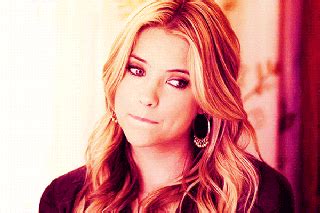 Hanna Marin GIFs To React To Any Pretty Babe Situation Teen Vogue