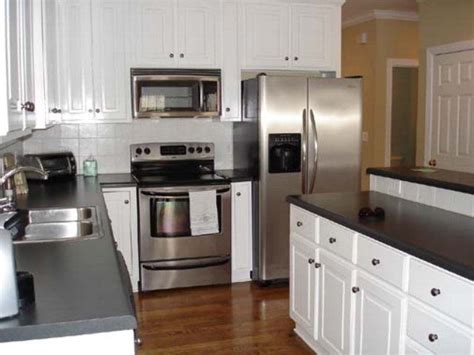 White vs black stainless steel appliances kitchen decorating ideas with. Pin on Kitchen Glamour