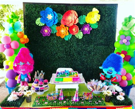 Trolls Birthday Party Cake Table Decor Fiesta De Cumpleaños Trolls