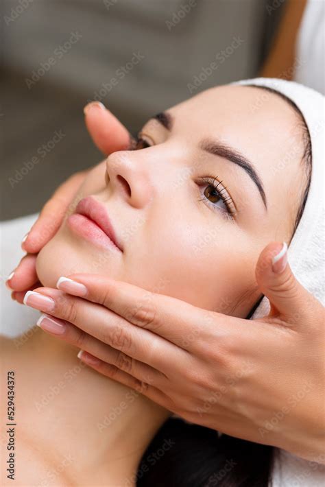Professional Anti Aging Facial Massage Action Relaxing Facial Treatment At Spa Relaxing And