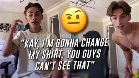 Johnny Orlando Changes His Shirt On Live😩😅 Youtube