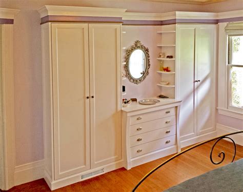 For complete kitchen cabinet design, remodel, and installation services, visit gilmans kitchens & baths in san francisco, ca. Tana Custom Built-in Closet in San Francisco - Victorian ...