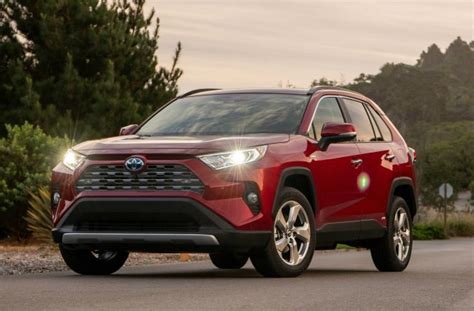 › best gas mileage for mid size suv. 2021 Best Cars for the Money | U.S. News & World Report