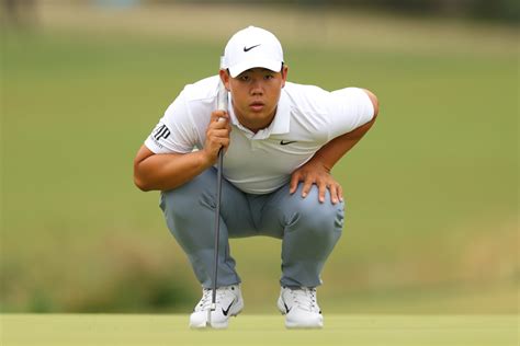 Golfer Tom Kim Is Turning Heads With His Outfit Today The Spun