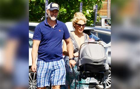 Gretchen Rossi Slade Smiley Step Out With Baby