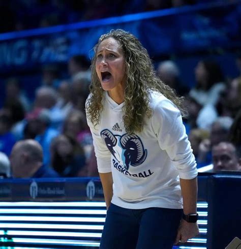 How Good Was Tammi Reiss Season At Rhode Island Basketball She S The A 10 Coach Of The Year